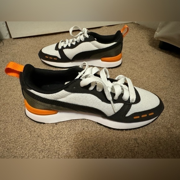 PUMA white black and orange sneakers size 5 - Picture 2 of 12